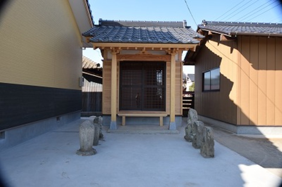 下妻市松岡公民館内　神社改築工事